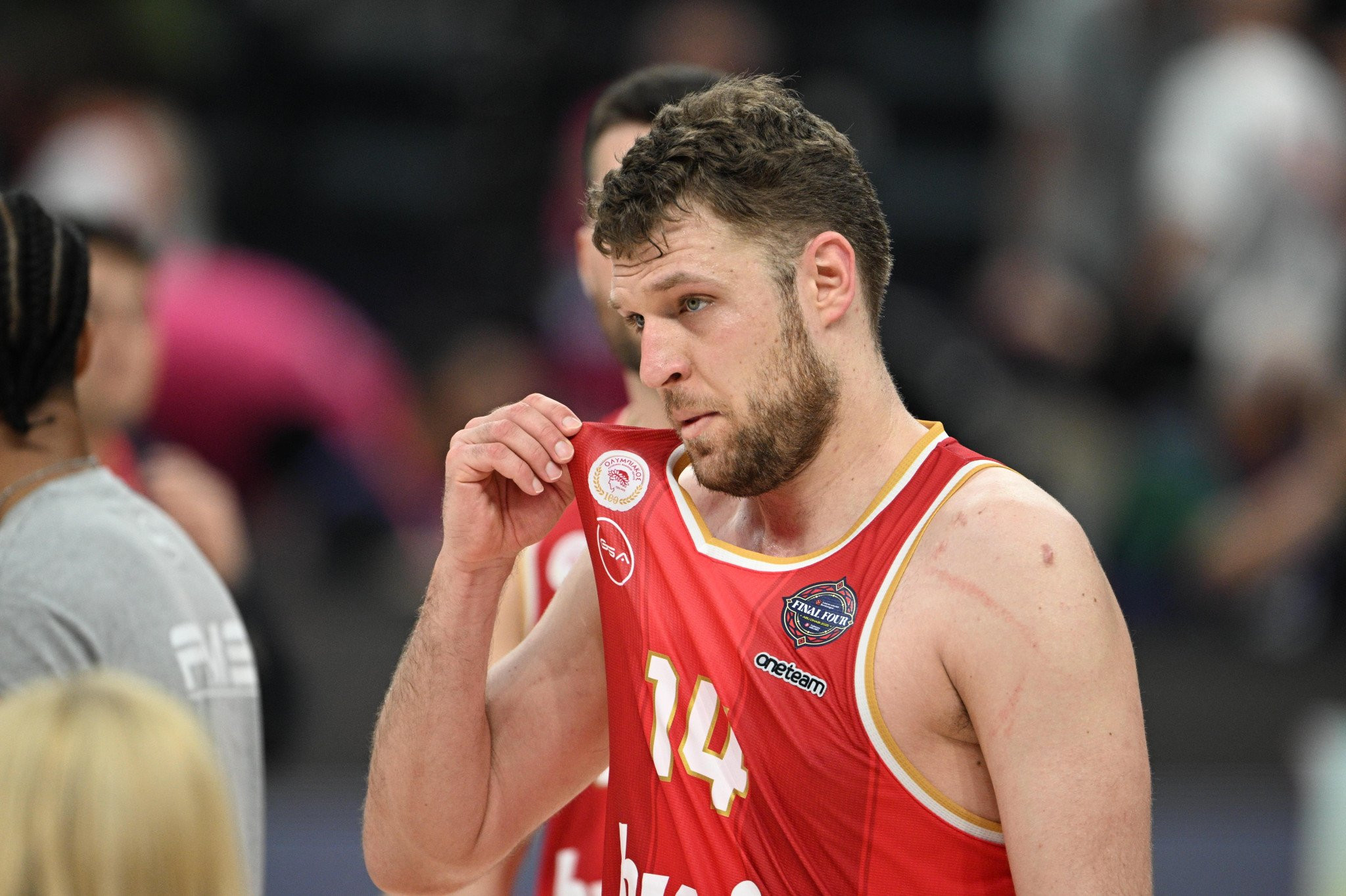 Ο Βεζένκοφ έκλεισε προσωρινά το προφίλ του στο Instagram