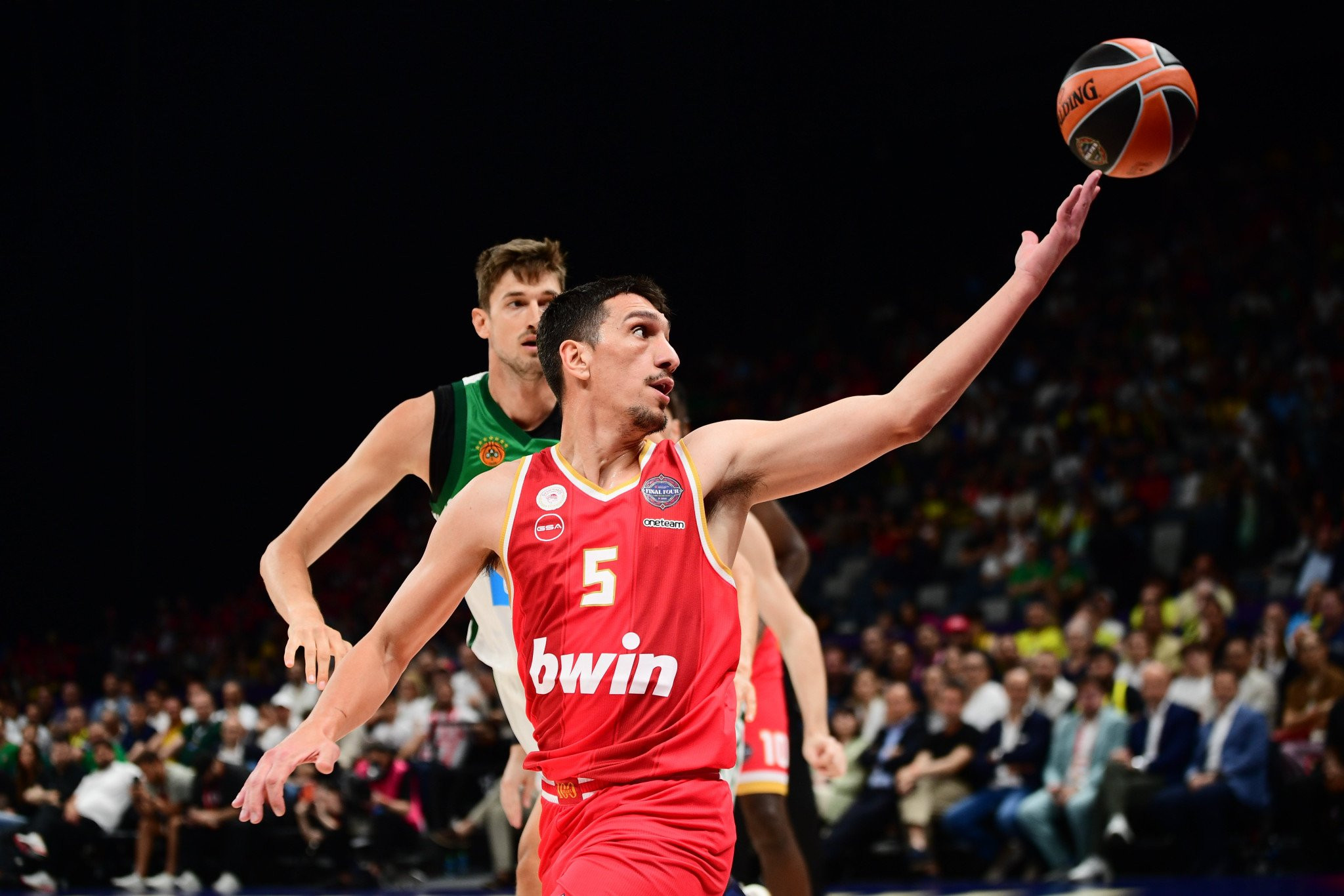 Ο Λαρεντζάκης στο Athletiko: «Απογοητεύσαμε τον κόσμο, πάμε να πάρουμε το πρωτάθλημα» (video)