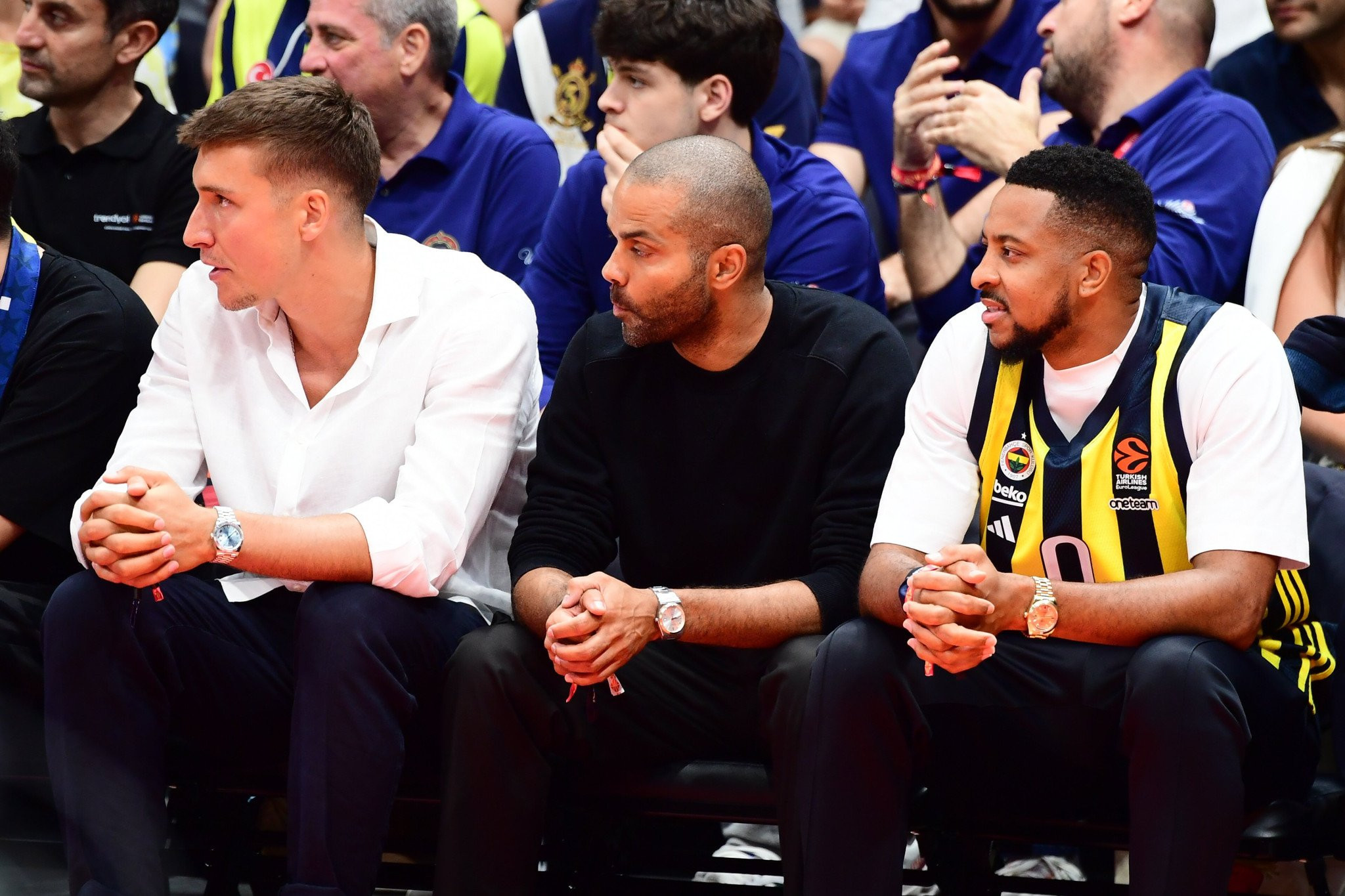 Πανηγύρισε ο Μπογκντάνοβιτς το ευρωπαϊκό της Φενέρμπαχτσε (video)