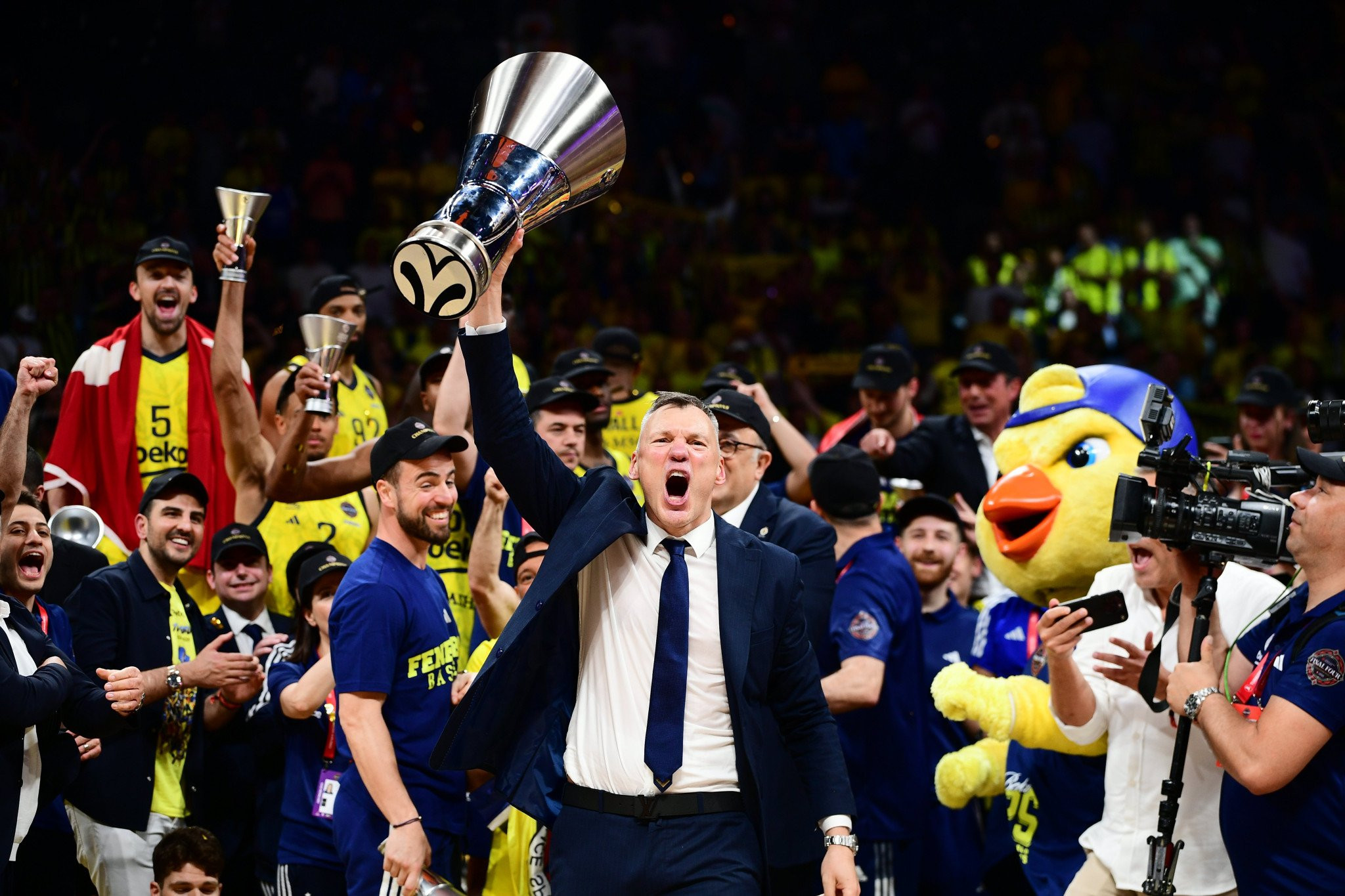 «Όταν κάνεις παιδιά, νεαρέ, θα καταλάβεις»