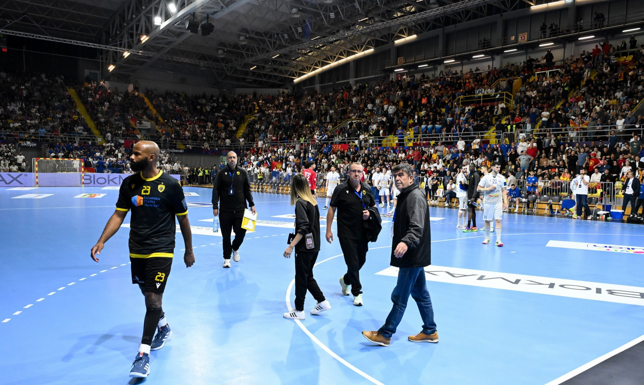 Η θέση της ΑΕΚ για τα γεγονότα στη Βόρεια Μακεδονία: «Η διοίκηση πήρε μια σκληρή αλλά επιβεβλημένη απόφαση»