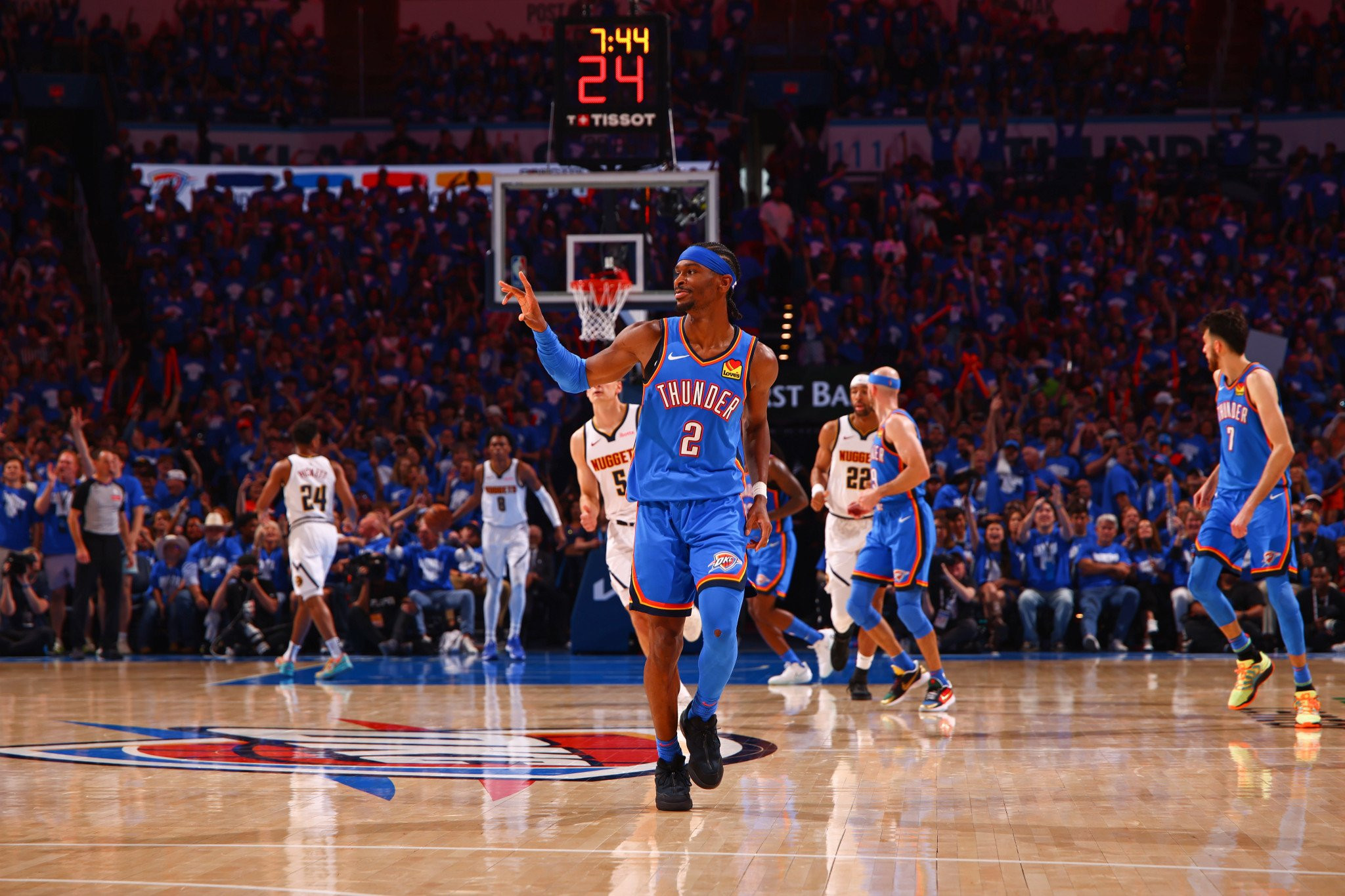 Το αγαλματάκι πάει στα χέρια του Γκίλτζιους-Αλεξάντερ: Ο Καναδός των Θάντερ είναι ο MVP του NBA