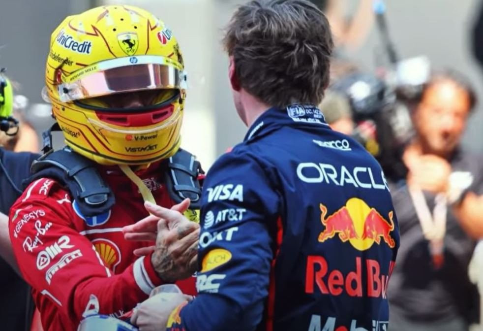 Μήπως η κόντρα Χάμιλτον - Φερστάπεν είναι ένα «παιχνίδι» του διαδικτύου;