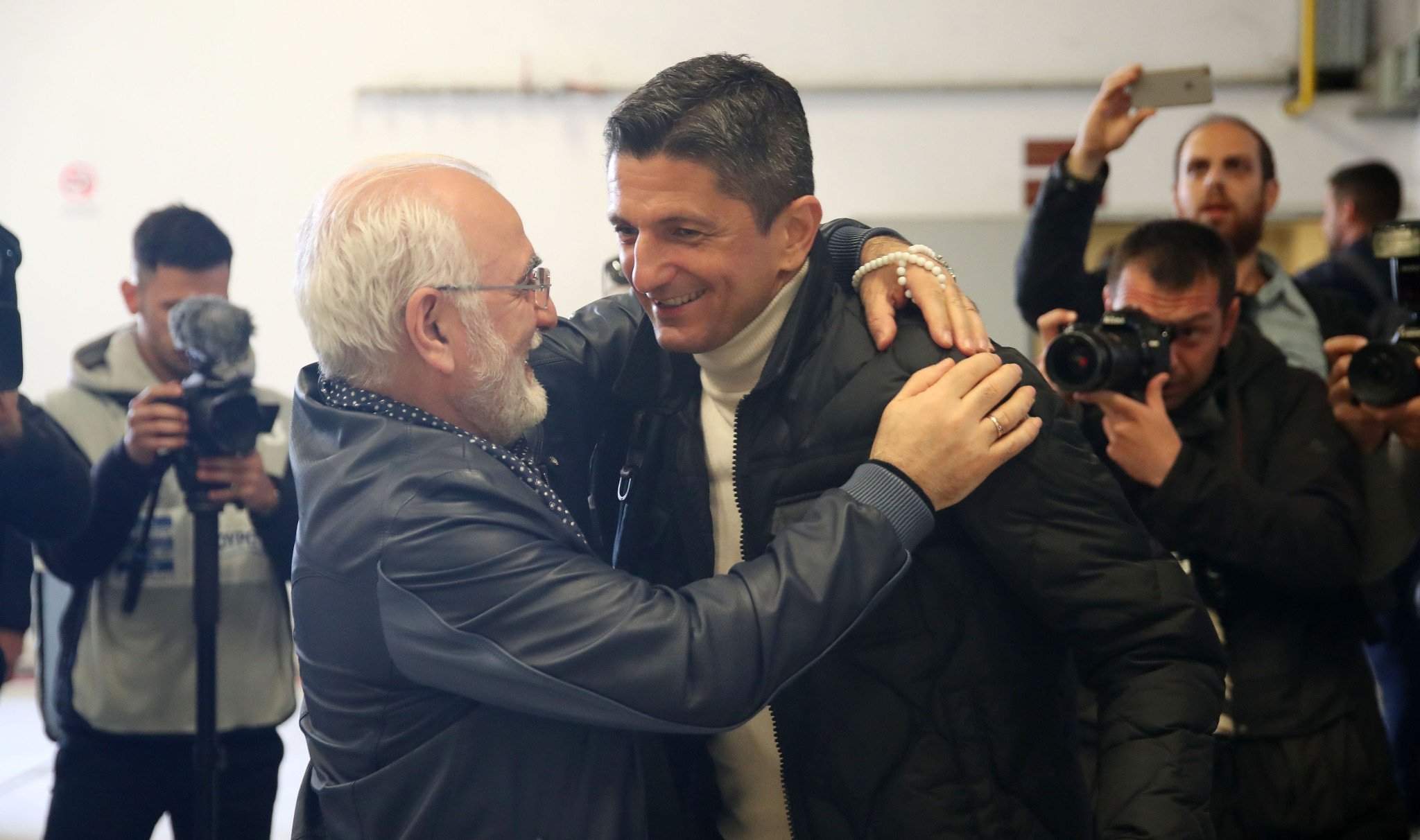 «Σεισμός στη Θεσσαλονίκη μετά τη διαμάχη Λουτσέσκου με Σαββίδη»