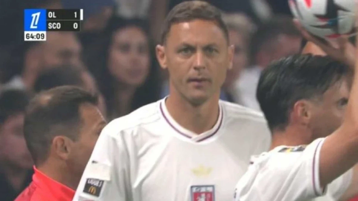 Σάλος με τον Μάτιτς στην Γαλλία: Έκρυψε το σήμα κατά της ομοφοβίας στην φανέλα του