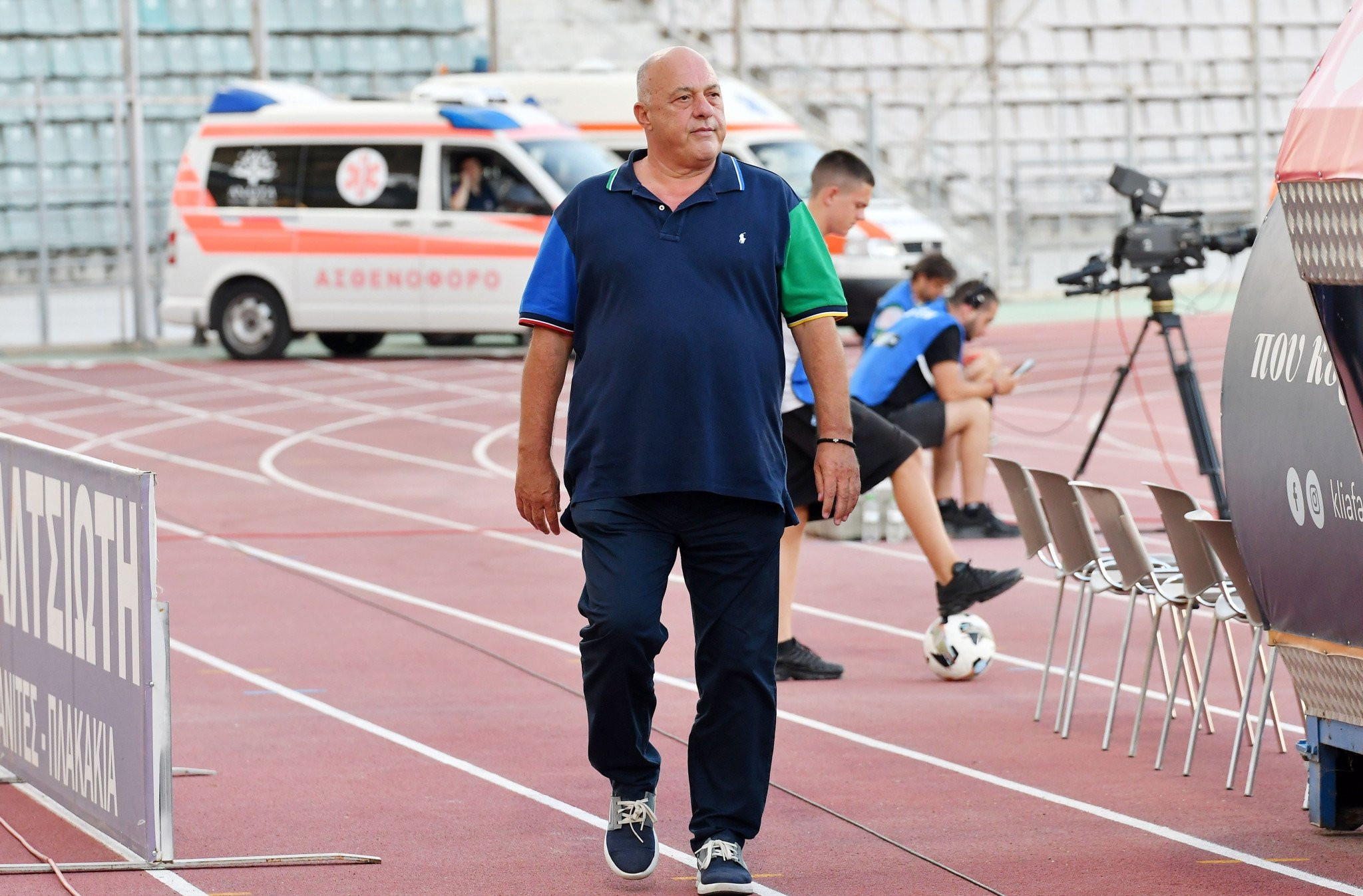 Ξέσπασε ο Αχιλλέας Μπέος: «Είστε για κλοτσιές - Ο Βόλος μαζεύει 1.000 οπαδούς σε κάθε ματς»