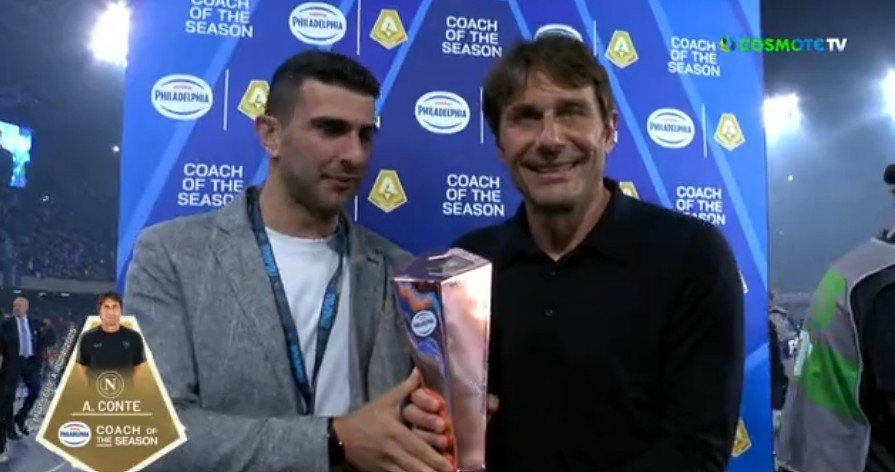 «Ο Κόντε αποχωρεί από τη Νάπολι»