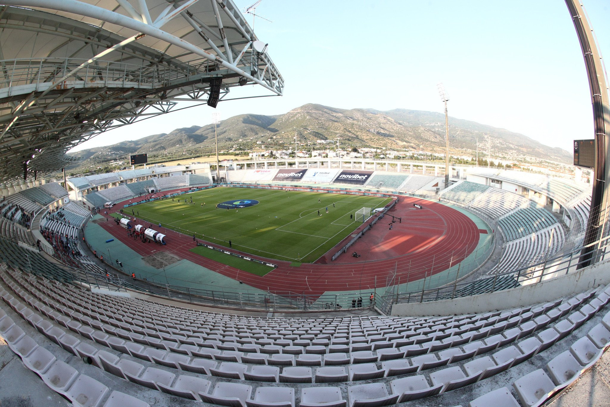 Γιατί η ΕΠΟ αποφάσισε να δώσει μόνο 100 προσκλήσεις για τον τελικό Κυπέλλου γυναικών
