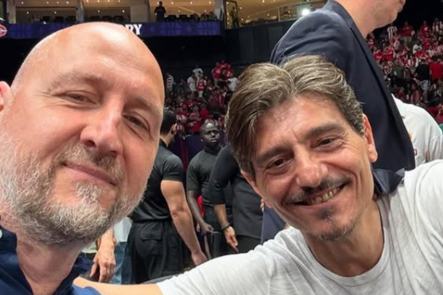 Ο Ντίνο Ράτζα δημοσίευσε τις selfie με Γιαννακόπουλο και Αλβέρτη