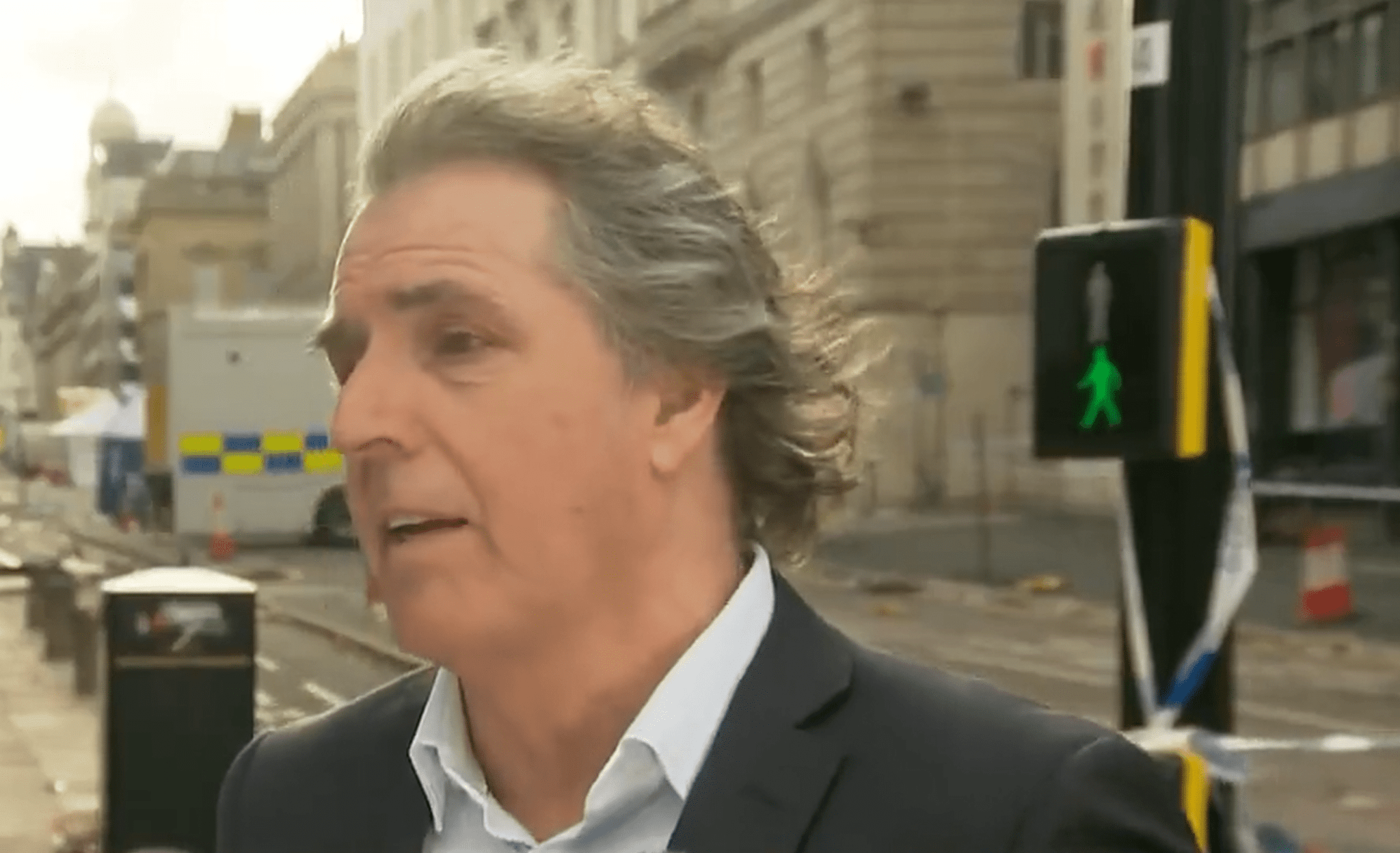 Δήμαρχος Λίβερπουλ: «Υπάρχουν τέσσερις άνθρωποι στο νοσοκομείο, ελπίζουμε ότι θα τα καταφέρουν»