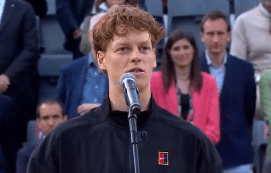 Σίνερ: «Ο πατέρας μου δούλευε, γι' αυτό δεν ήρθε»