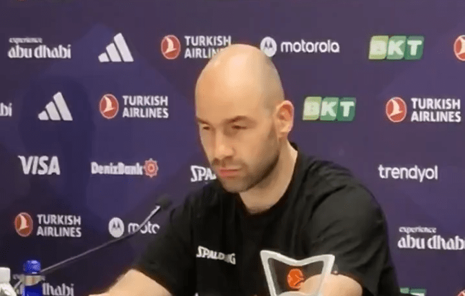 Η απάντηση του Σπανούλη για τους οπαδούς του Παναθηναϊκού που φώναζαν ρυθμικά το όνομα του (video)