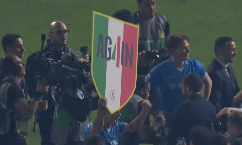 Οι παίκτες της Νάπολι φώναζαν το όνομα του Πέδρο της Λάτσιο στους πανηγυρισμούς τους (video)