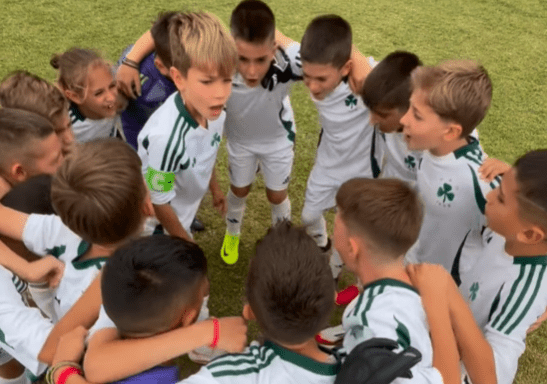 «Ποια είναι η ομάδα; ΠΑΟ» - Το τρομερό βίντεο με την αρχηγική ομιλία στην Κ10 του Παναθηναϊκού