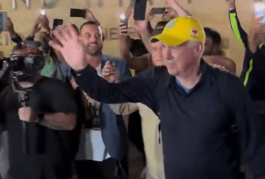 Ο Αντσελότι παρουσιάστηκε από την Βραζιλία κι ανακοίνωσε την πρώτη αποστολή που είχε εκπλήξεις