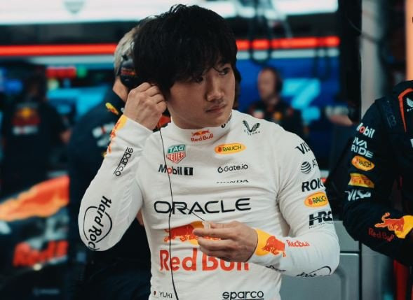 Τσουνόντα: «Μα καλά είναι ηλίθιος; Τι κάνει;»