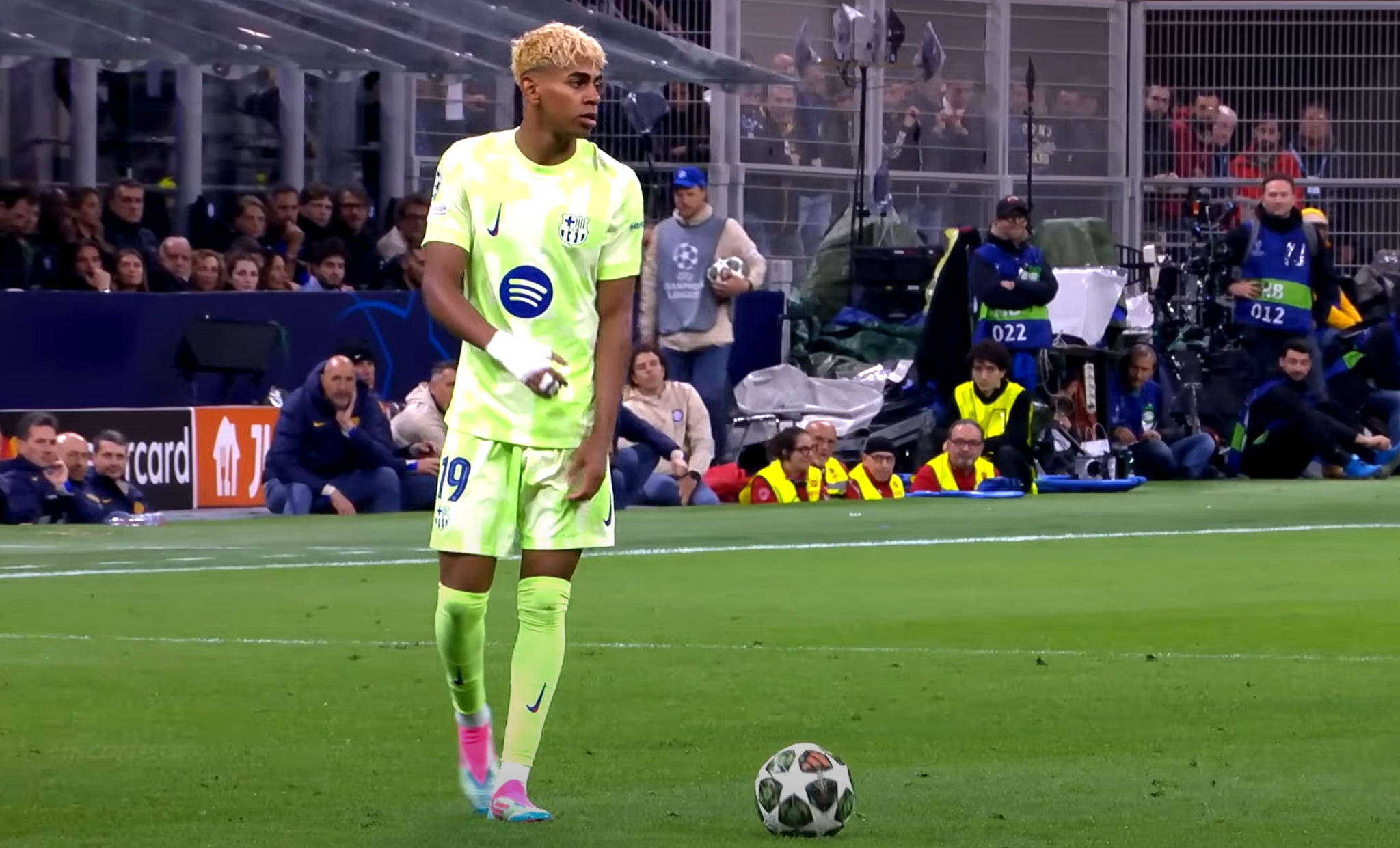 Αυτοί ήταν οι πέντε κορυφαίοι παίκτες στο Champions League σύμφωνα με τον Γιαμάλ