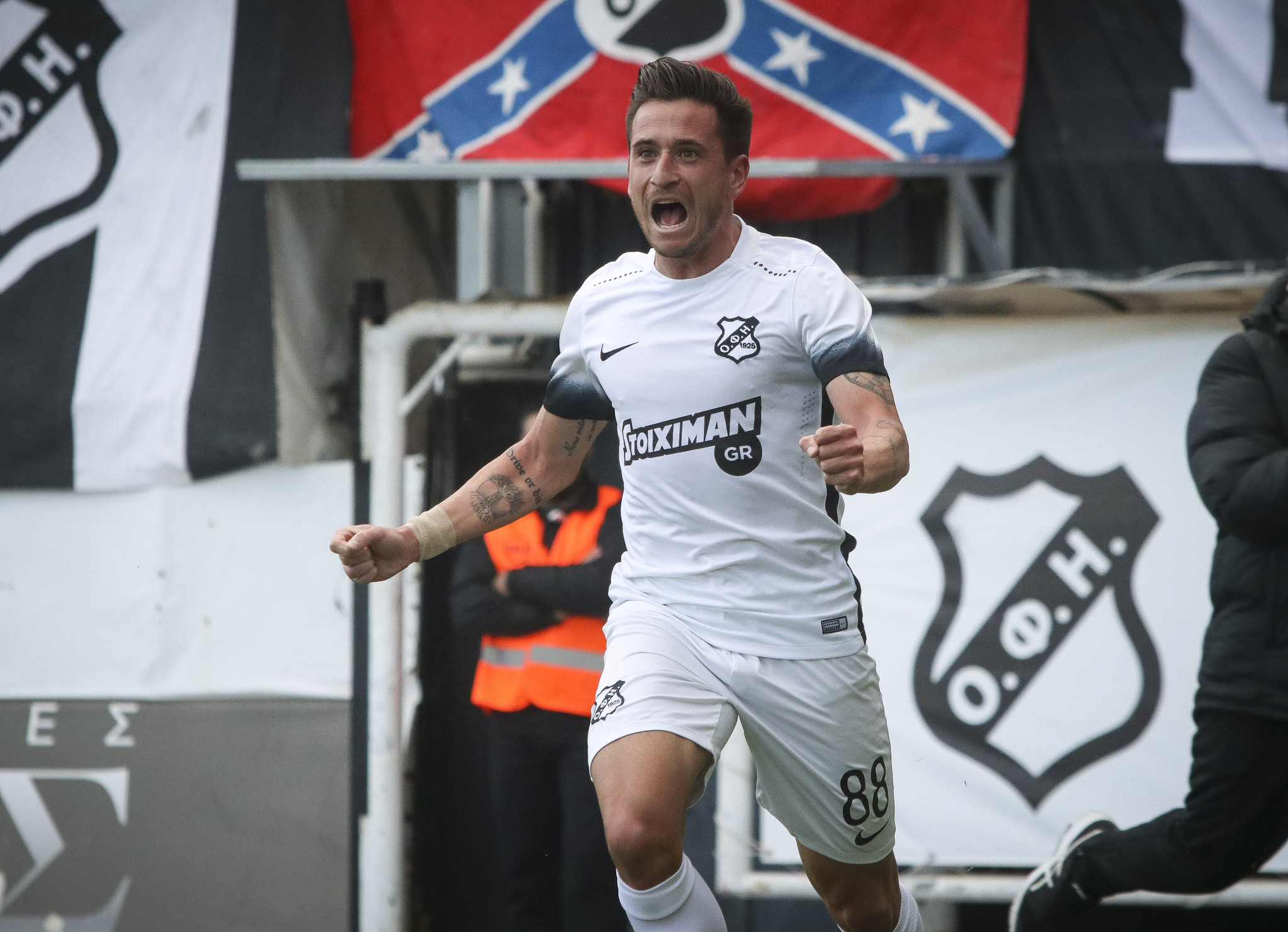 Αποσύρθηκε από την ενεργό δράση ο Βασίλης Κουτσιανικούλης και αναλαμβάνει ρόλο... έκπληξη