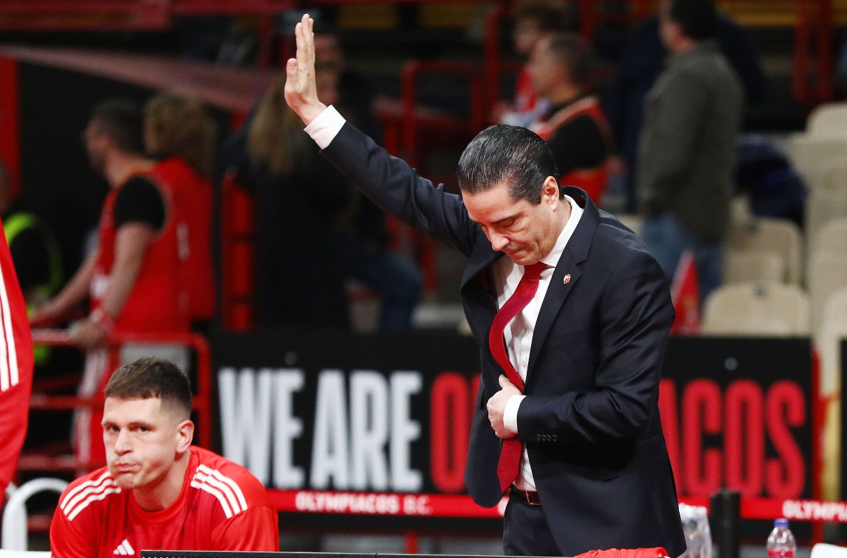 Πρόεδρος Ερυθρού Αστέρα: «Στηρίζουμε τον Γιάννη Σφαιρόπουλο»