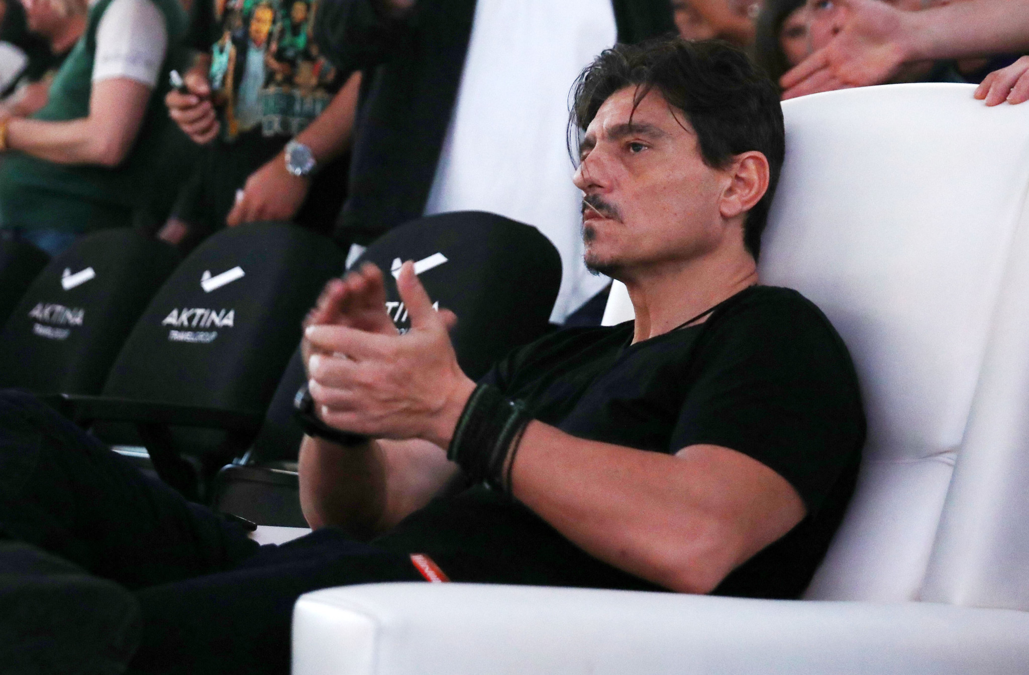 Γιαννακόπουλος: «Απολαμβάνουν κρατική υποστήριξη - Όταν είναι όλοι απέναντι με... εξιτάρει»