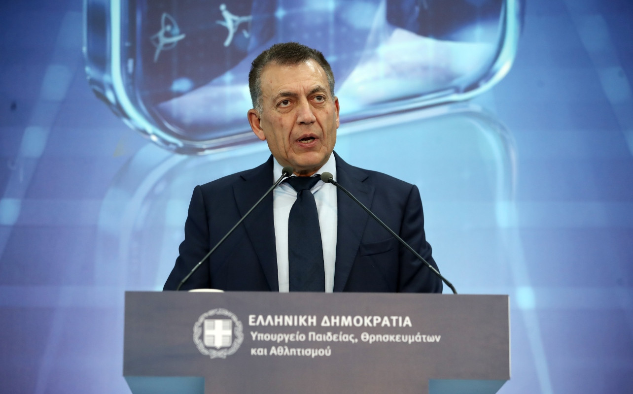 Δεσμευτική κοινή δήλωση-προαπαιτούμενο από την κυβέρνηση για να γίνει από Γιαννακόπουλο και Αγγελόπουλους