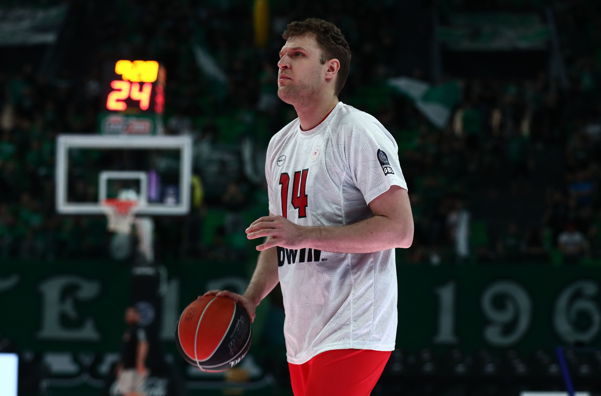 Βεζένκοφ: «Δεν μπορούμε να γυρίσουμε τον χρόνο πίσω...»