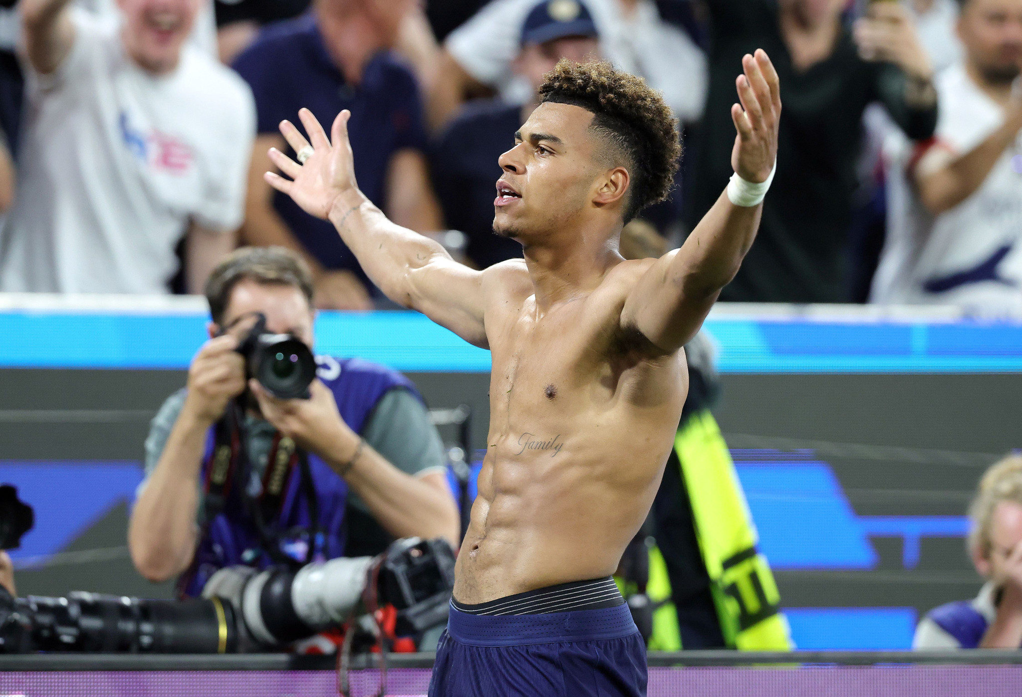 Δεύτερο γκολ του Ντουέ, τρίτο της Παρί και η στέψη πλησιάζει (video)