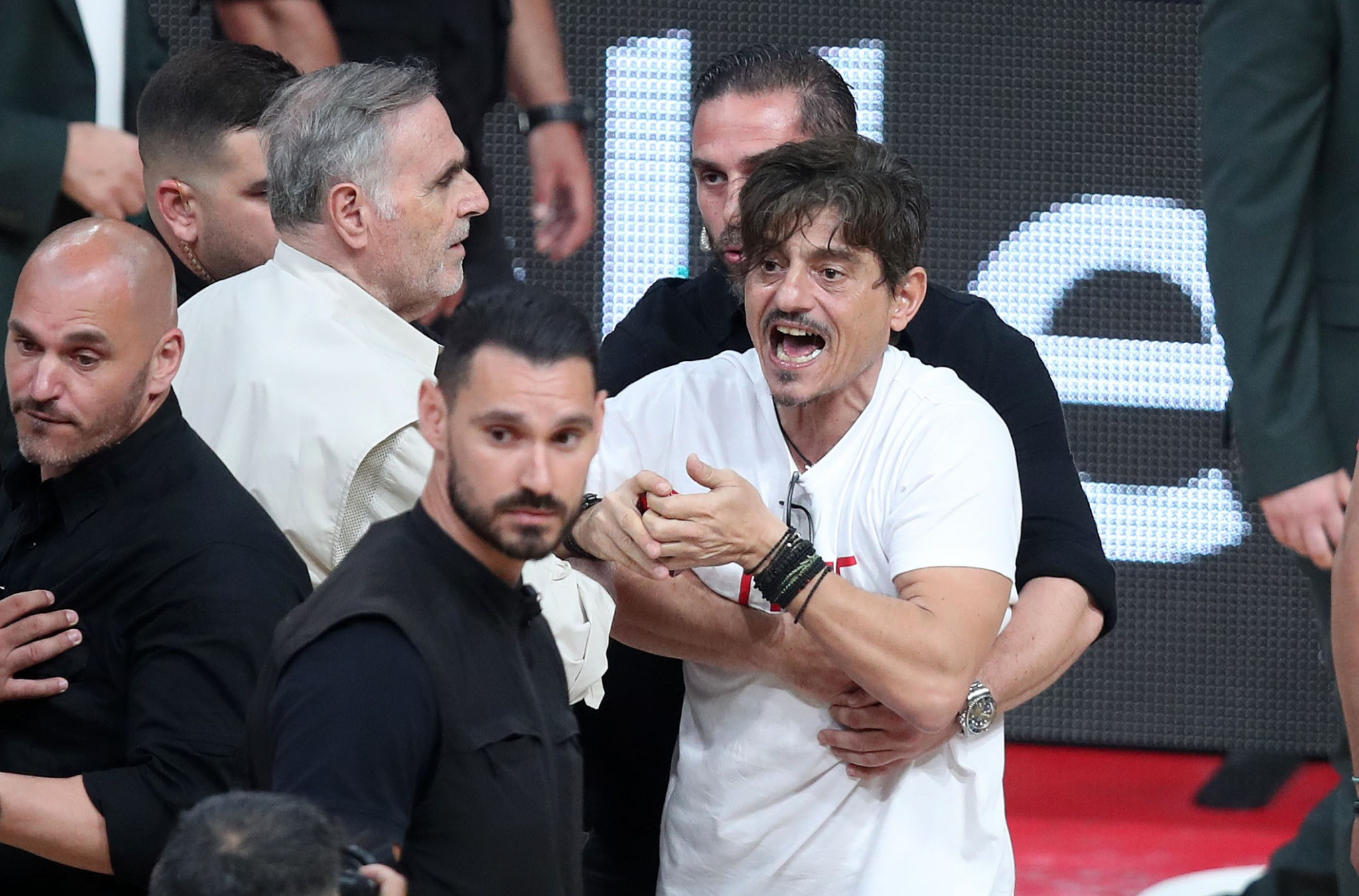 Παναθηναϊκός για Γιαννακόπουλο: «Εμετικά συνθήματα κατά της κόρης του στο ΣΕΦ»