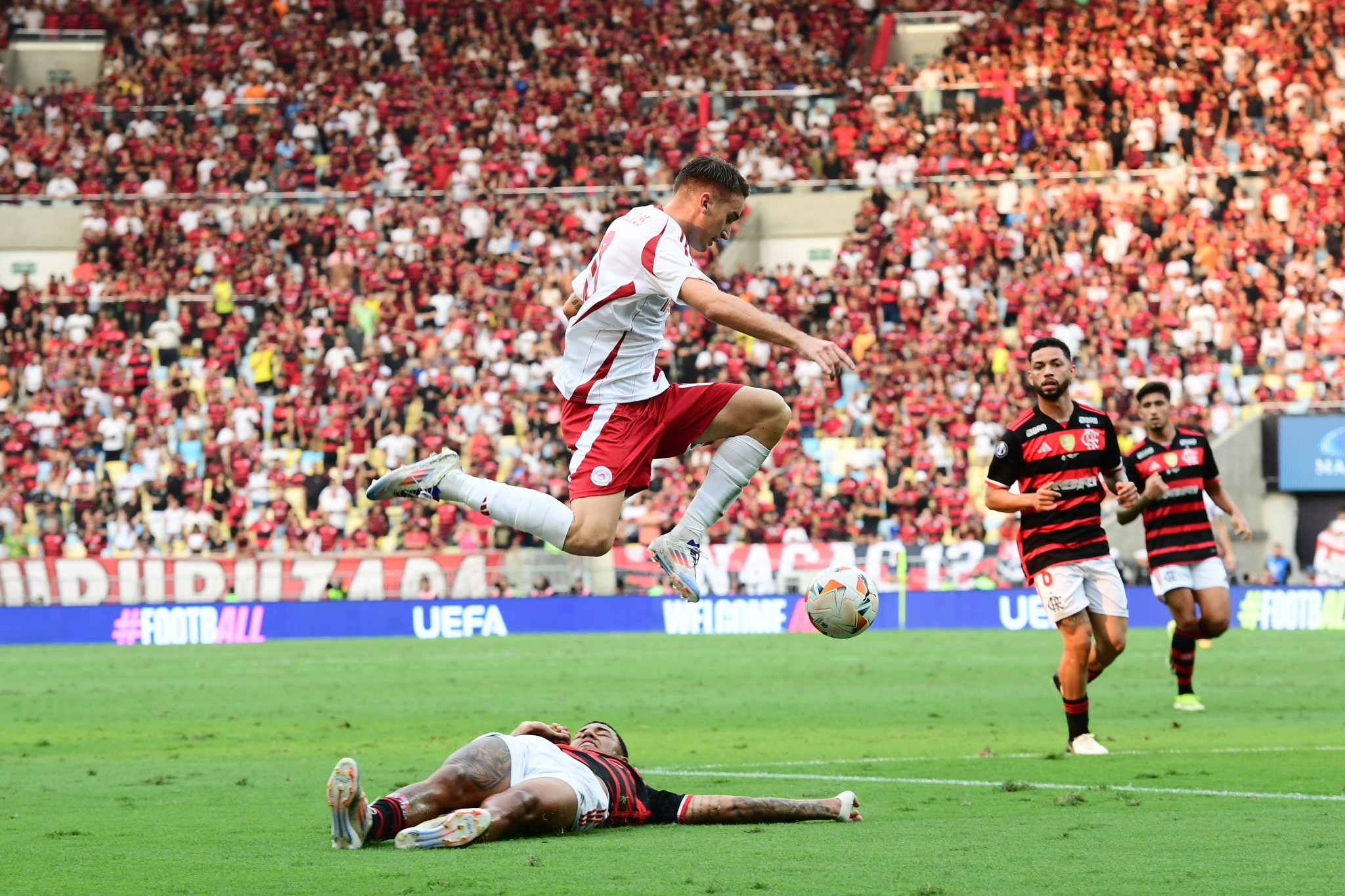 Παπακανέλλος: Πως ο Μεντιλίμπαρ θέλει να εξελίξει το «καθαρόαιμο» σε νέα περίπτωση Φορτούνη