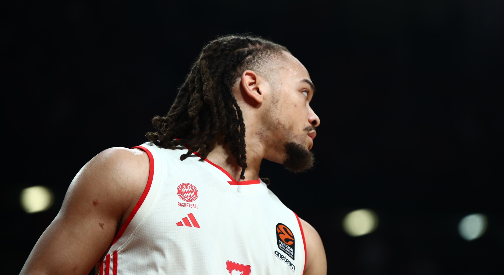 Η Μακάμπι παρακολουθεί την περίπτωση του Έντουαρντς σύμφωνα με τους Ισραηλινούς