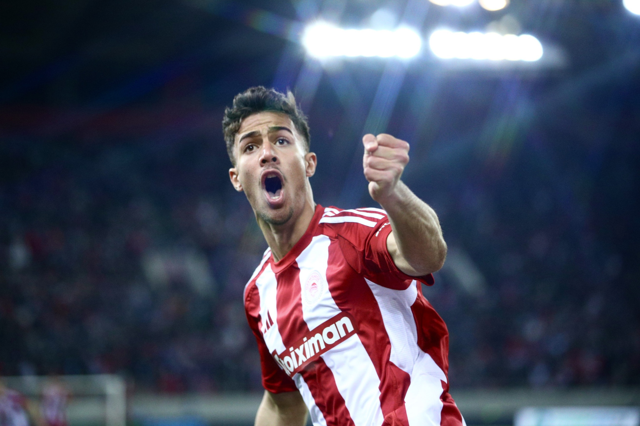 Μια ανάσα από Μπράιτον ο Κωστούλας - Στα πόσα εκατομμύρια κλείνει το deal και η υπόσχεση Μαρινάκη