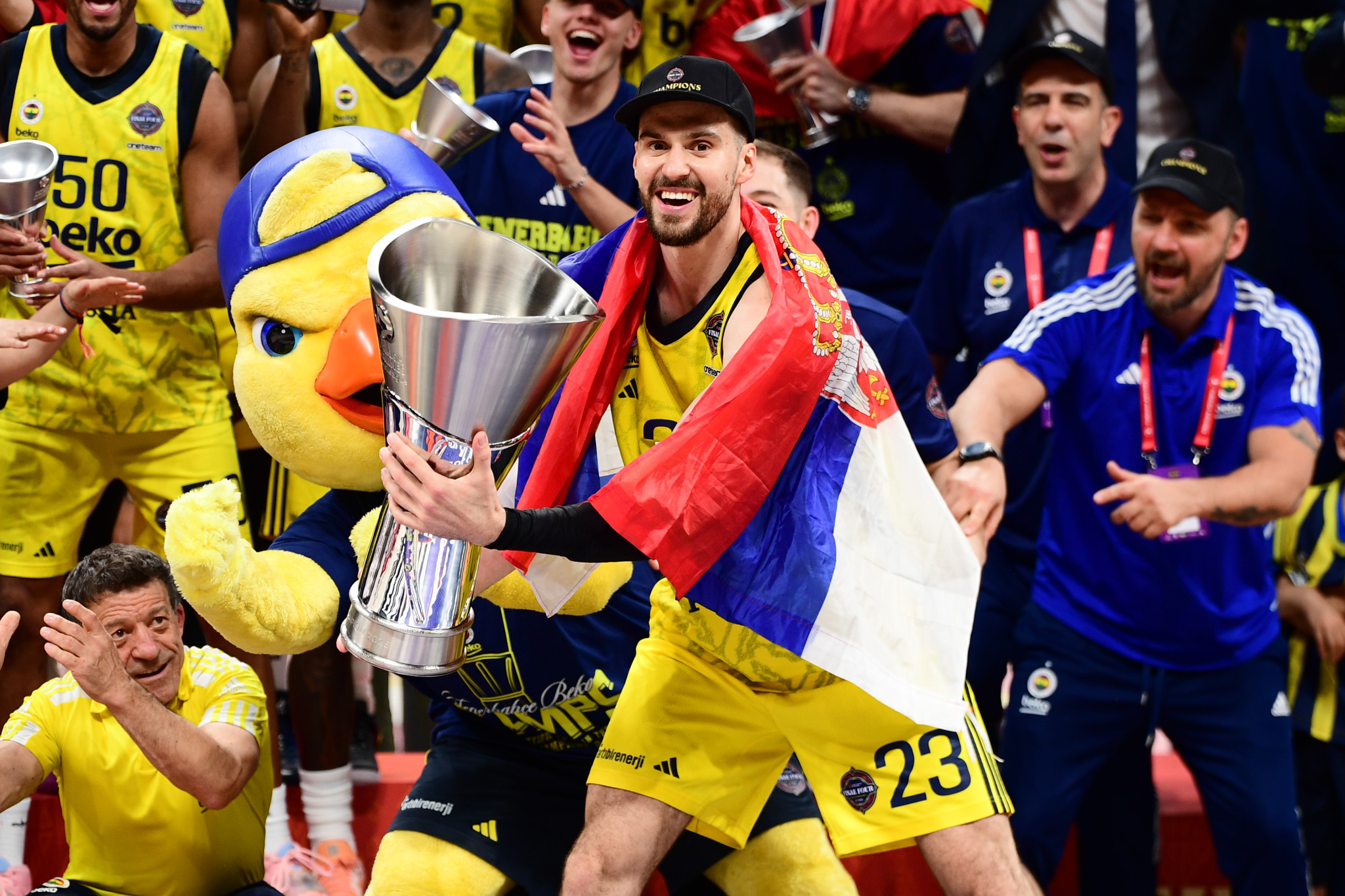 «Έστειλε» από τώρα τον Γκούντουριτς στο Μιλάνο ο Χέιζ-Ντέιβις