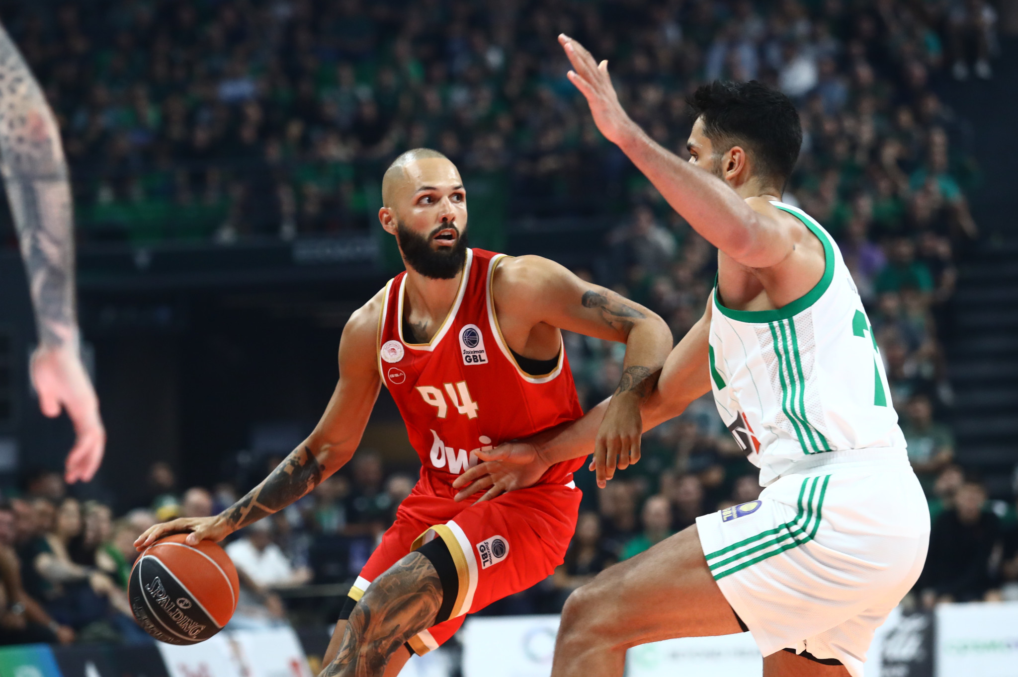 Αιχμάλωτος στα λάθη του