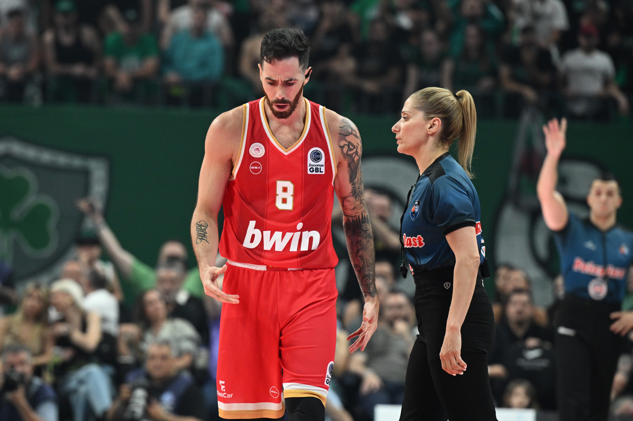 Απρόοπτο με Βιλντόζα στον Ολυμπιακό, τραυματίστηκε στο Game 1 με Παναθηναϊκό