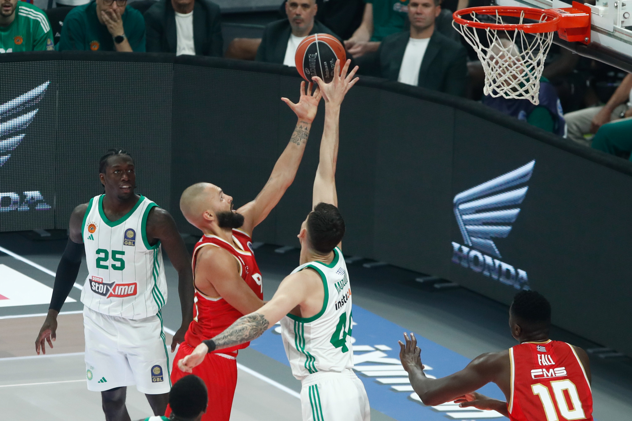 Που θα δείτε το Game 2 των τελικών της GBL ανάμεσα σε Ολυμπιακό και Παναθηναϊκό