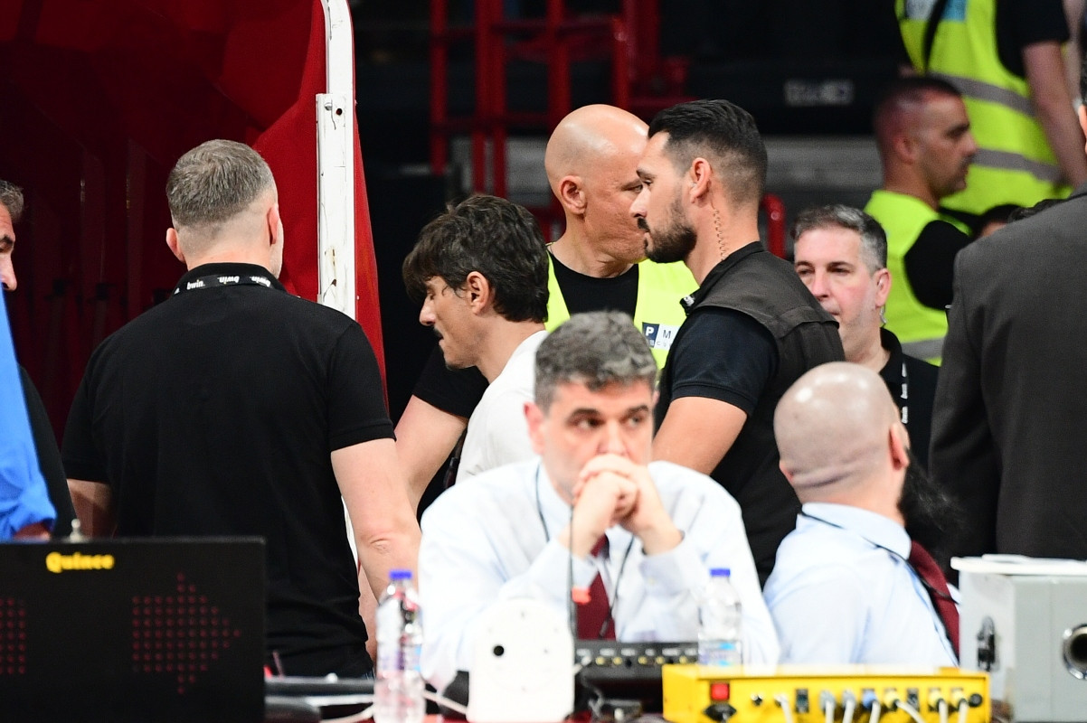 Πήγε στα αποδυτήρια του ΣΕΦ ο Γιαννακόπουλος