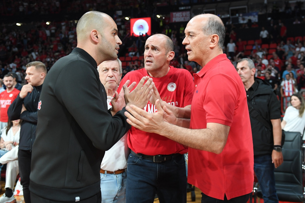 Ολυμπιακός: «Θέλουμε συνέχεια των τελικών, δεν καθόμαστε στο τραπέζι με τον υπότροπο υβριστή, Δημήτρη Γιαννακόπουλο»