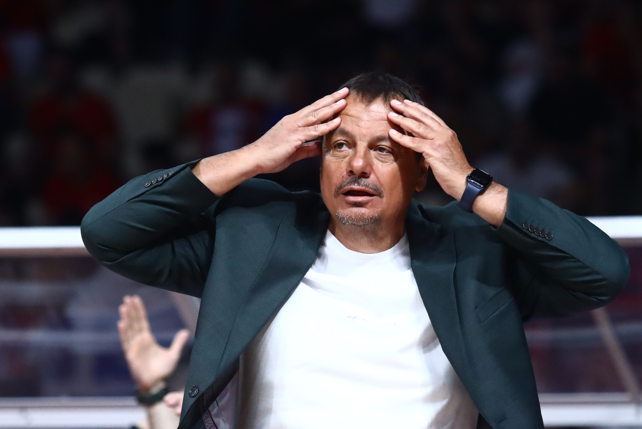 Ο Αταμάν μίλησε στην Τουρκία: «Δεν μπορώ να βρίσκομαι εκεί και να βρίζουν τη χώρα μου»