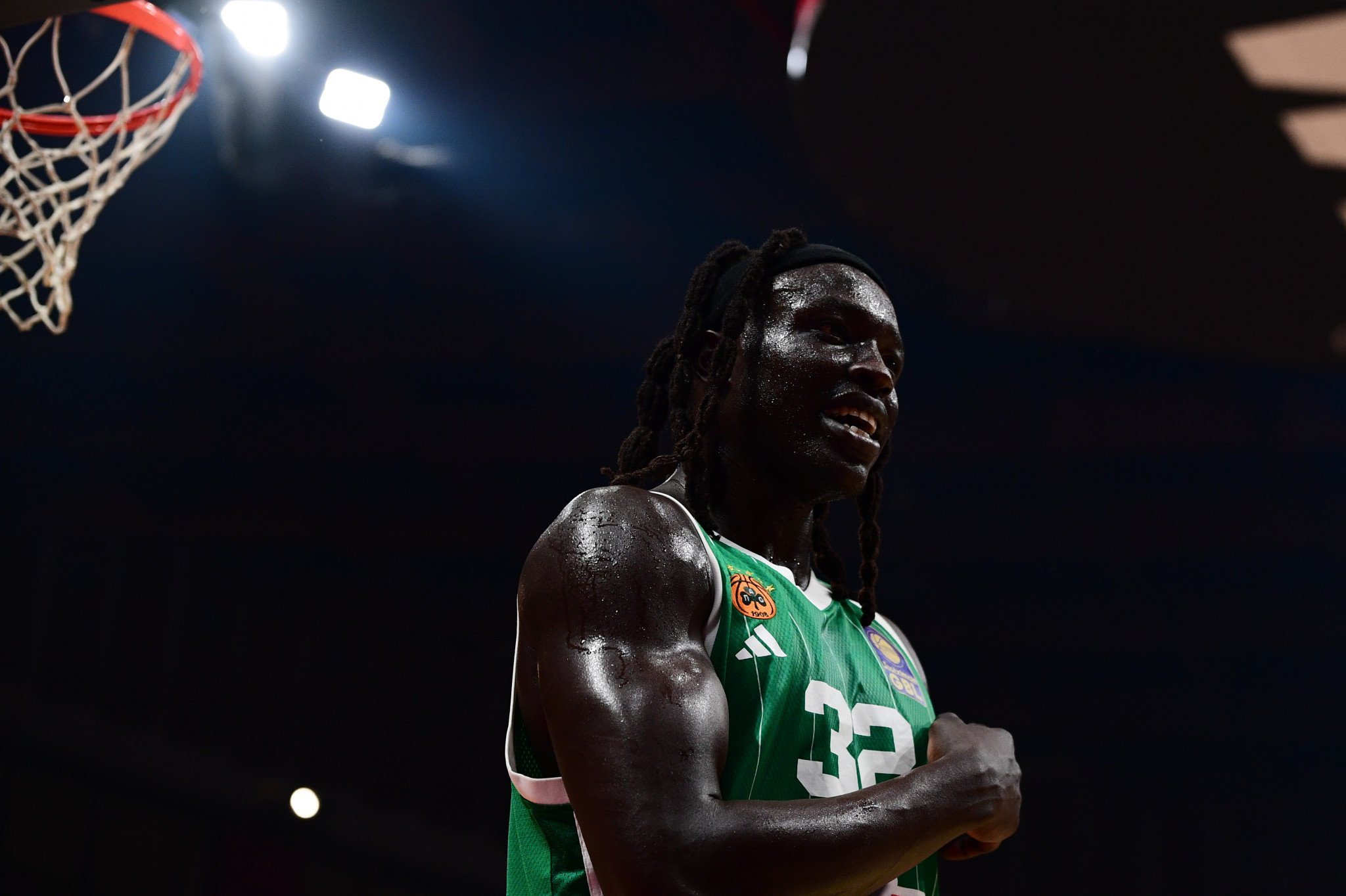 Αποχώρησε για τα αποδυτήρια με ενόχληση στο δεξί πόδι ο Γκέιμπριελ