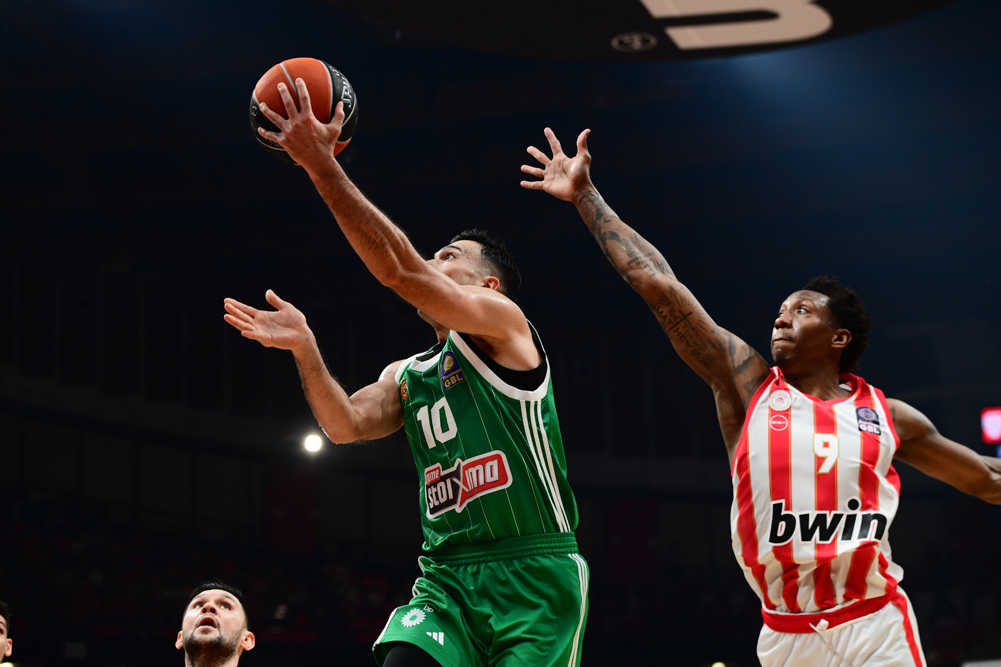 Πώς διαμορφώνεται το πρόγραμμα των τελικών ανάμεσα σε Παναθηναϊκό και Ολυμπιακό μετά την επανεκκίνηση