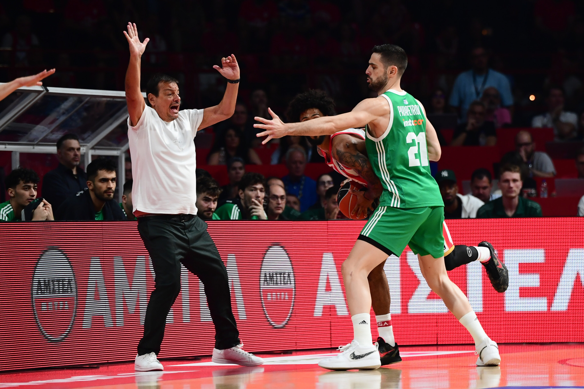 Παπαπέτρου και Ναν κρατούν τον Παναθηναϊκό στο παιχνίδι (video)