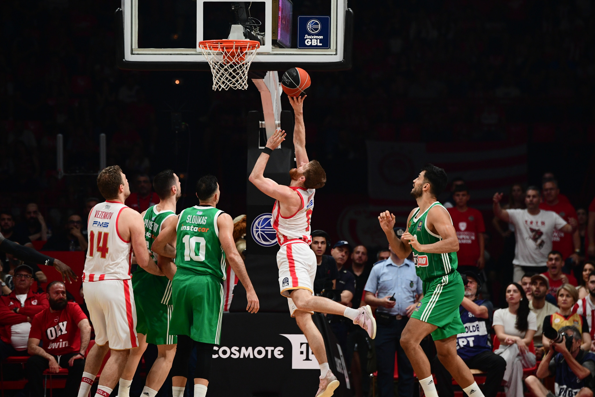 Με Μπάγερν στο ΟΑΚΑ ο Παναθηναϊκός, με Μπασκόνια στην Ισπανία ο Ολυμπιακός στην πρεμιέρα της Euroleague