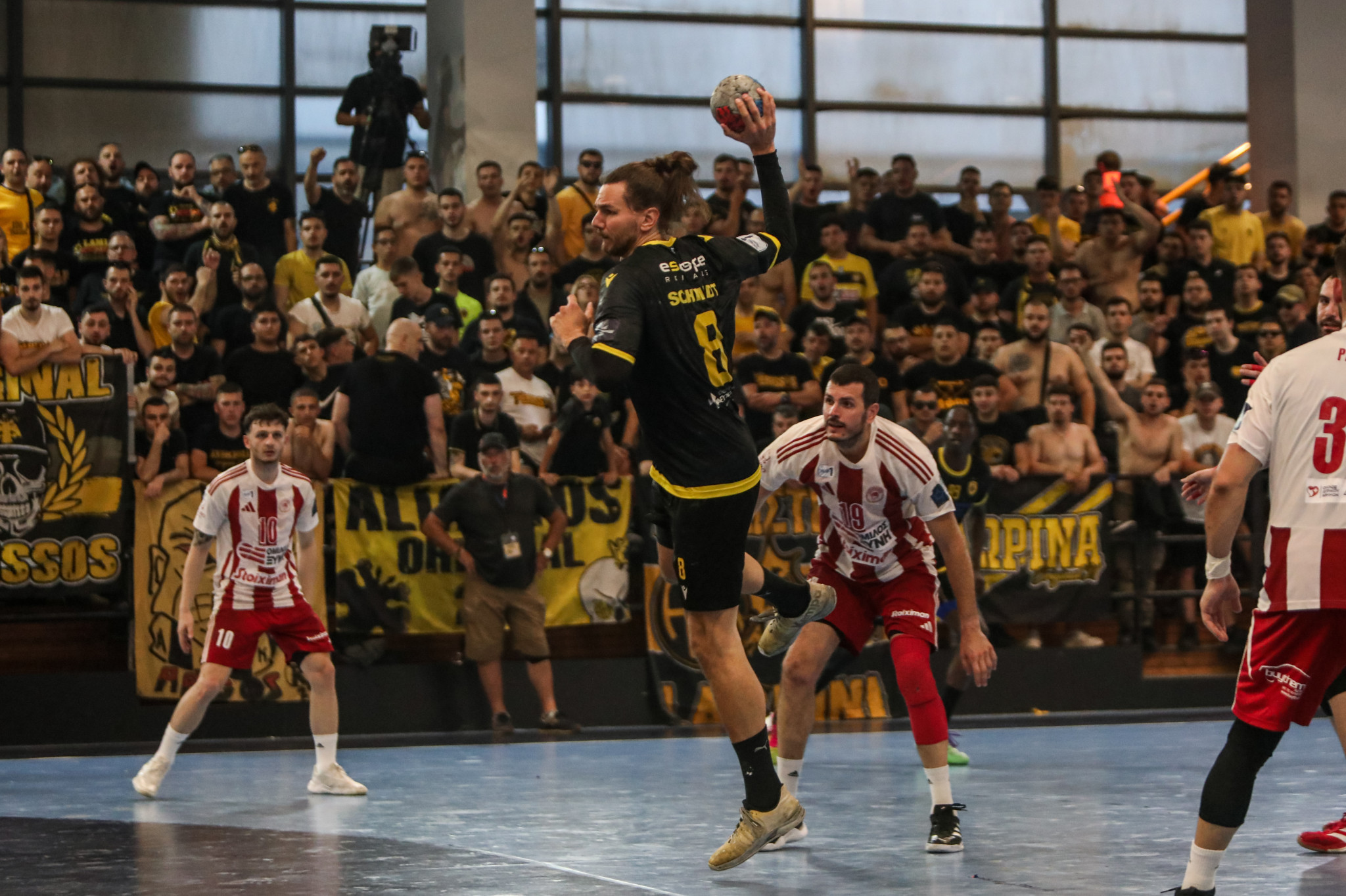 Μία αγωνιστική κεκλεισμένων η ΑΕΚ - Τι ισχύει με τους τελικούς της Handball Premier