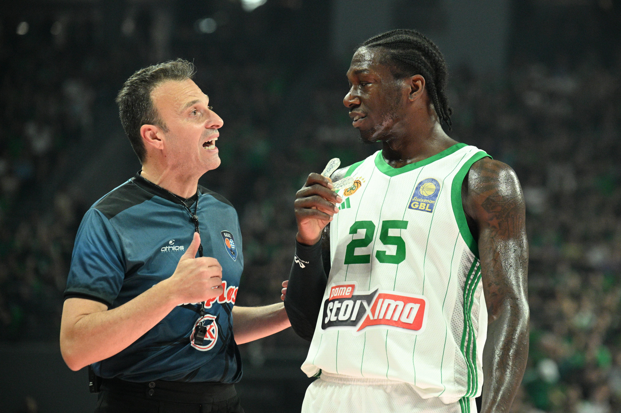 Οι διαιτητές του Game 4 ανάμεσα σε Ολυμπιακό και Παναθηναϊκό