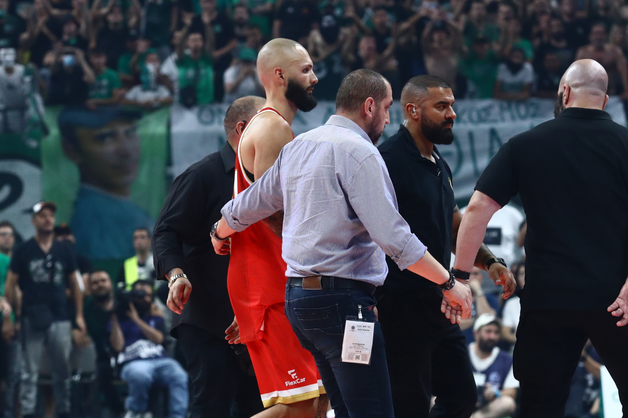 Κινείται δικαστικά κατά του Φουρνιέ ο Παναθηναϊκός