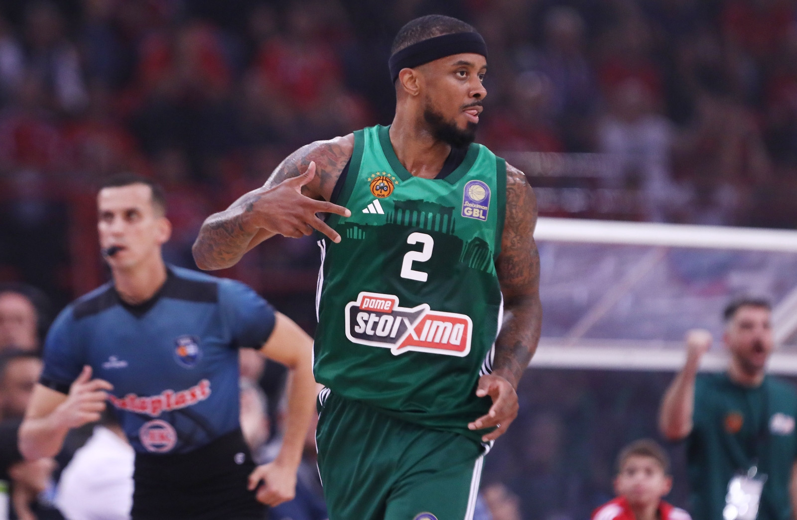 Έκπληξη από Αταμάν: Μέσα ο Μπράουν, εκτός ο Γκέιμπριελ για τον 4ο τελικό