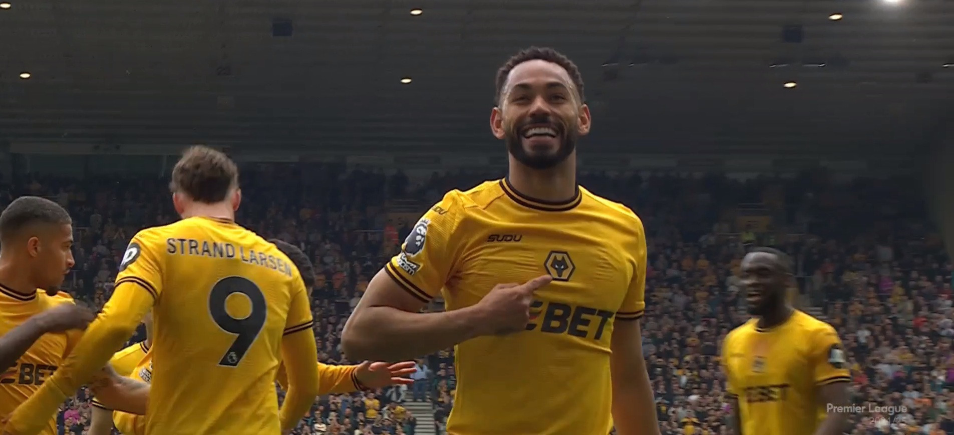 Στη Μάντσεστερ Γιουνάιτεντ μέχρι το 2030 ο Ματέους Κούνια