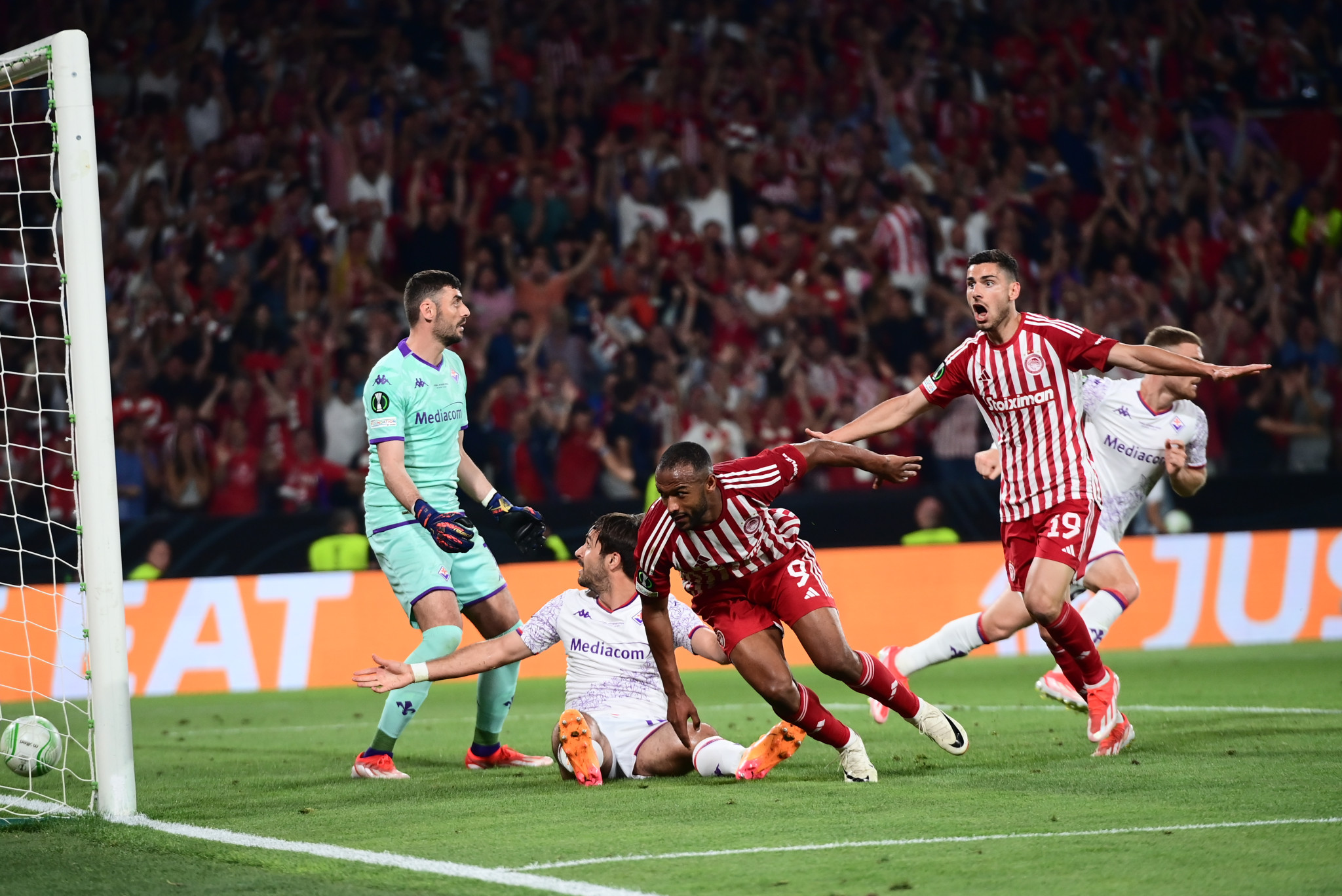 O Ολυμπιακός θυμήθηκε το γκολ του Ελ Κααμπί που έγραψε ιστορία (video)