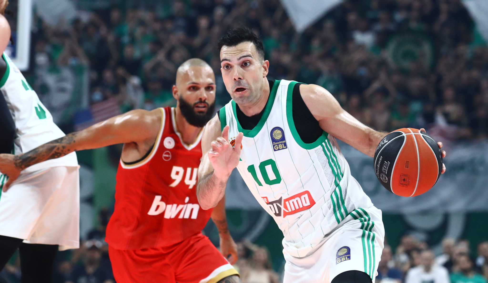 Πότε είναι το Game 4 των τελικών ανάμεσα σε Ολυμπιακό και Παναθηναϊκό