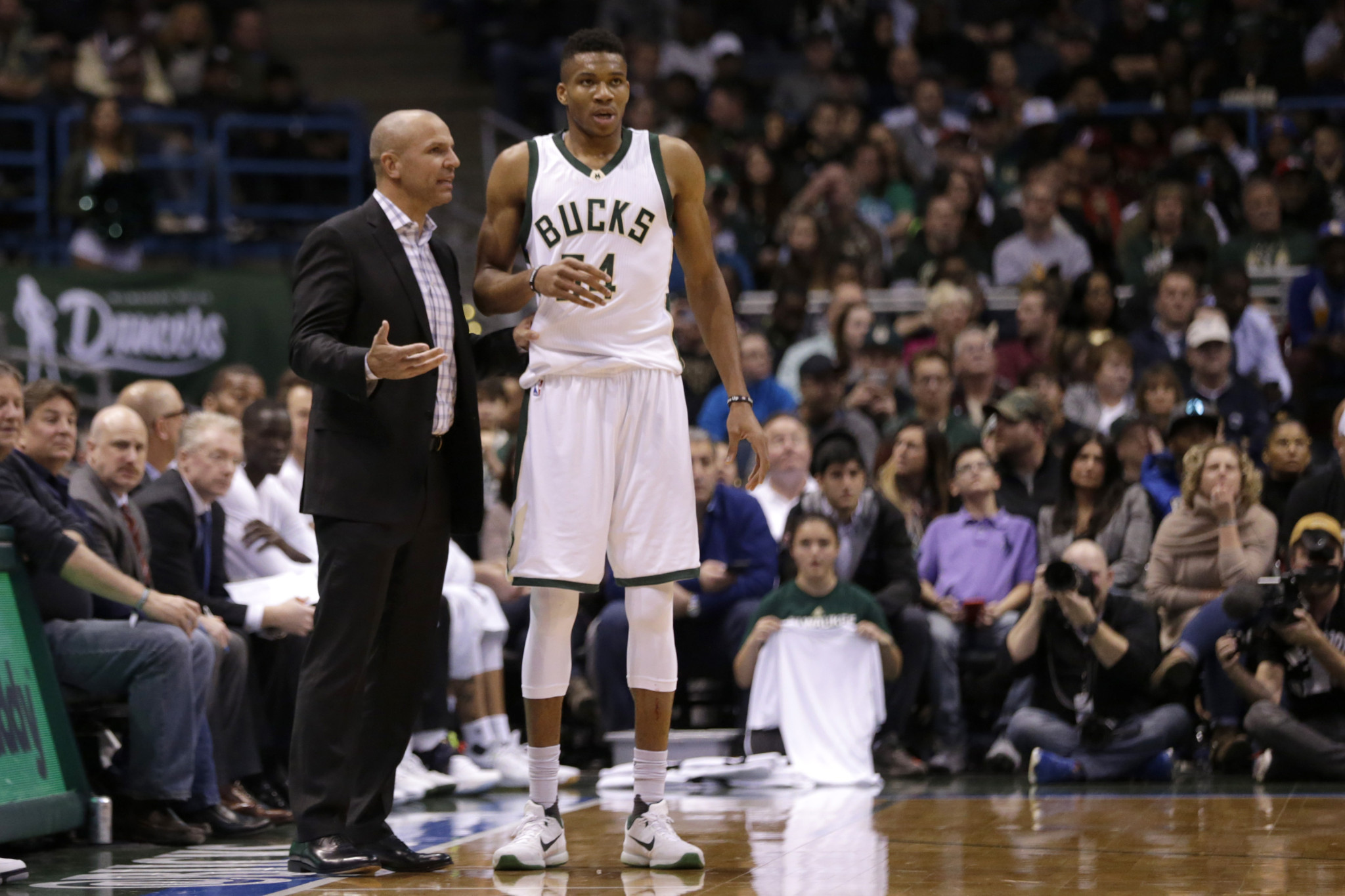 Οι Νικς ετοιμάζουν trade... τσουνάμι για τον Αντετοκούνμπο και θέλουν για προπονητή τον Κιντ